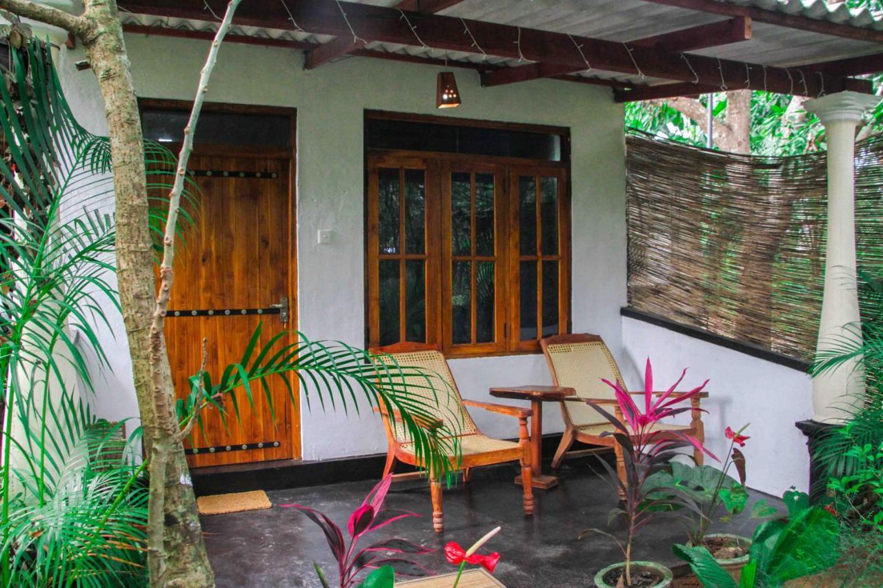 Manju Homestay Sigiriya Exterior photo